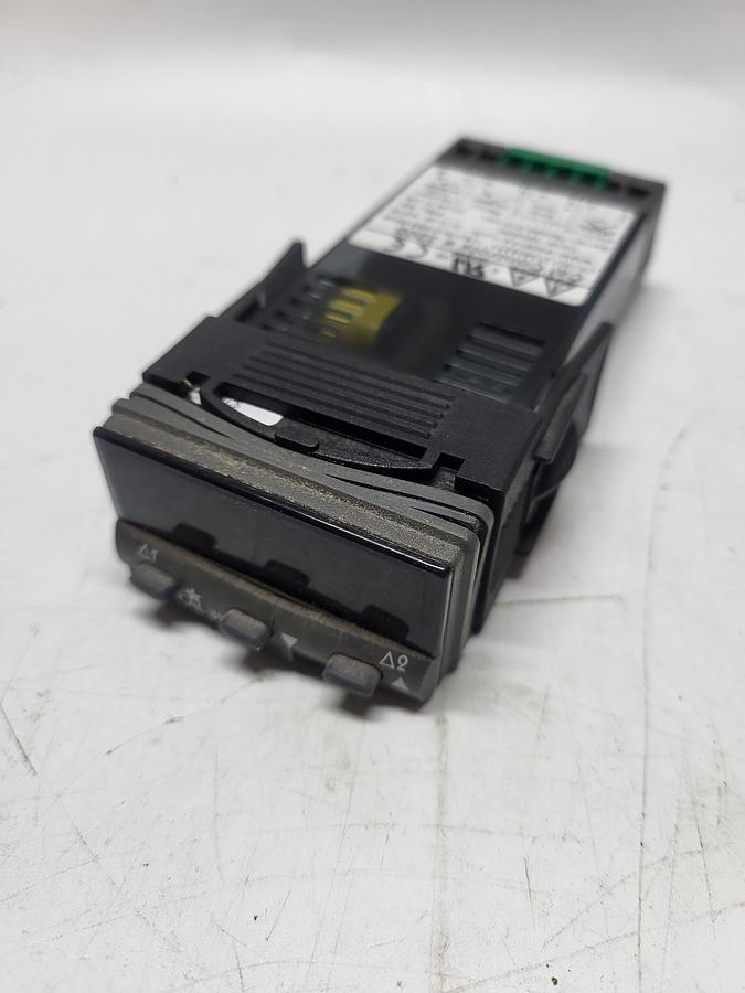 Used Cal Controls #3200