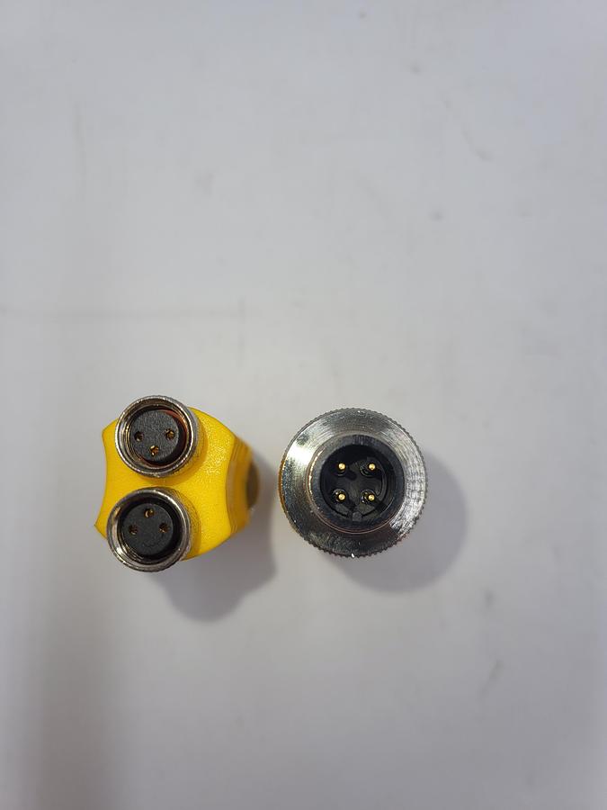 TURCK 3 PIN TO 4 PIN CONVERTER / SCREW END CONNECTION STRAIGHT
