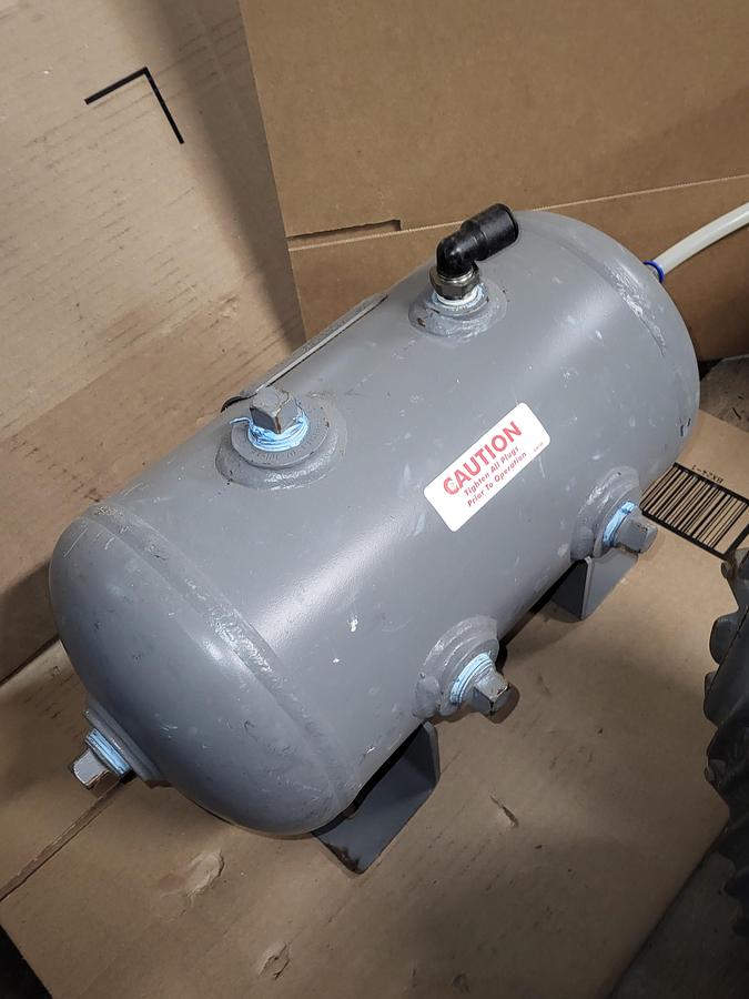 Used Manchester Tank cat# 304982 MAWP 200 PSI 3 GAL