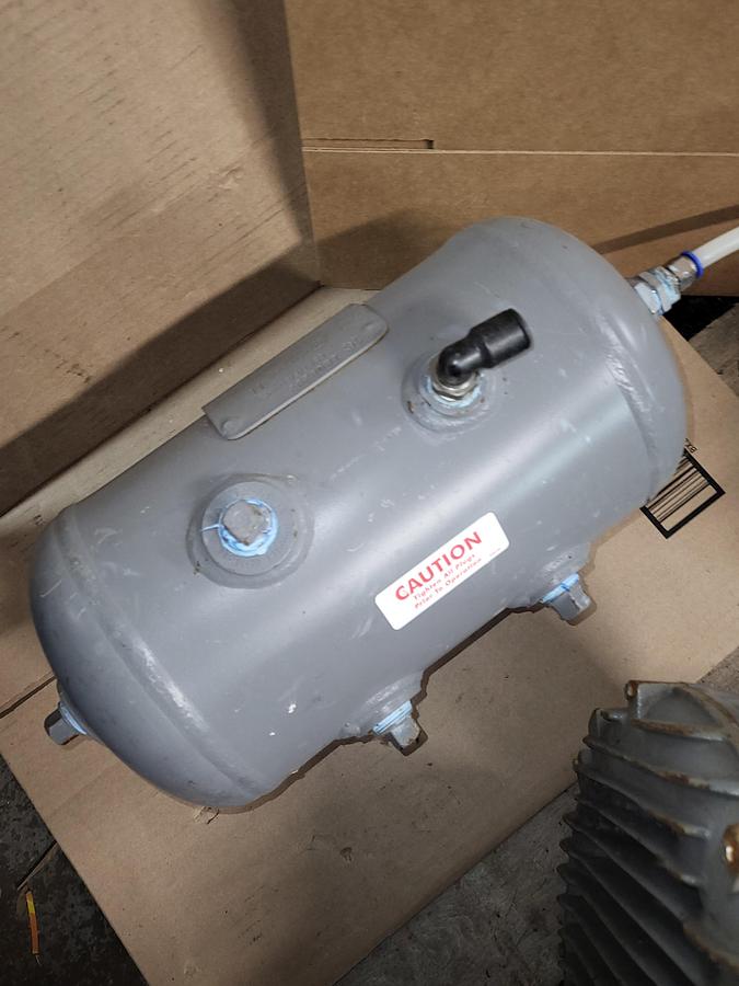 Used Manchester Tank cat# 304982 MAWP 200 PSI 3 GAL