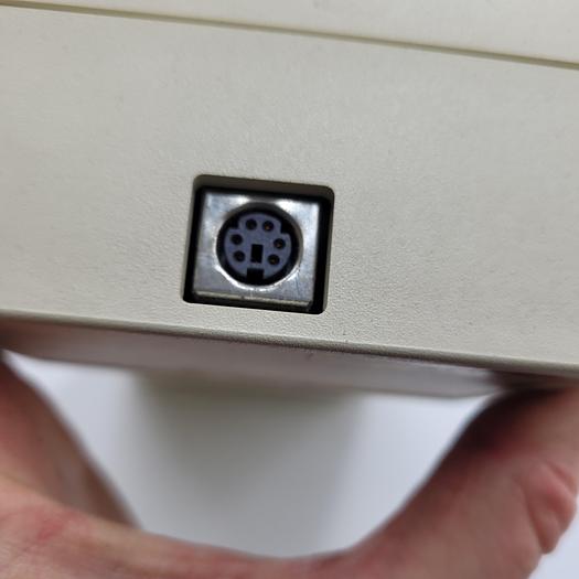 Used AAON SS1027 KEYPAD CONTROLLER VCMX Modular EBUS Controller