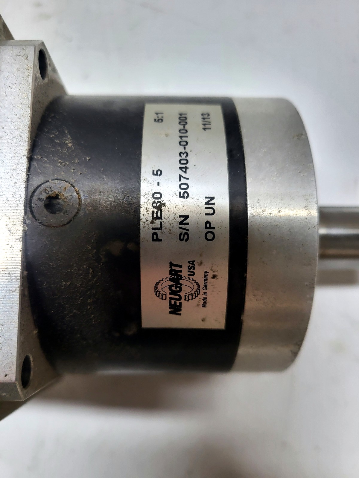 Allen-Bradley / Neugart MPL-B430P-HJ74AA nameplate