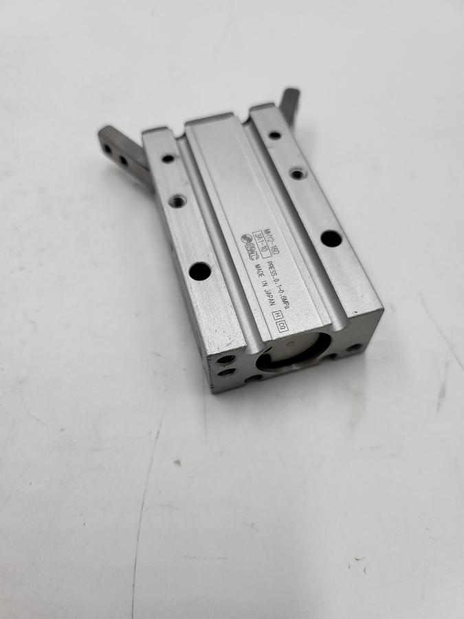 Used SMC MHY2-160 Angular Air Gripper: 15 psi to 87 psi, 87 psi Max Op Pressure, 15 psi Min Op Pressure