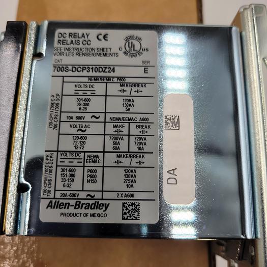 ALLEN BRADLEY 700S-DCP620Z24 CONTROL RELAY in original box