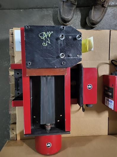 Used Lincoln Electric CS250