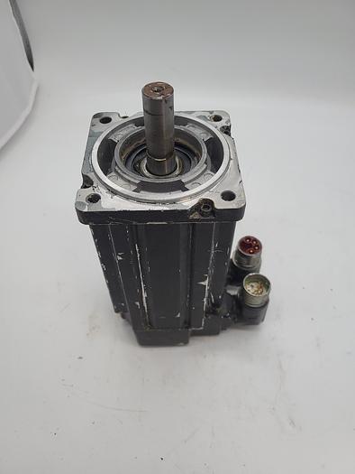 Used Allen-Bradley Inverter Duty AC Servo Motor MPL-B330P-MK72AA Ser.A