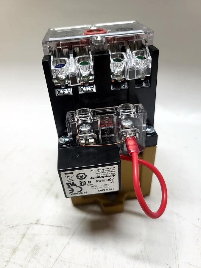 Allen-Bradley 700-P000A1 unknown