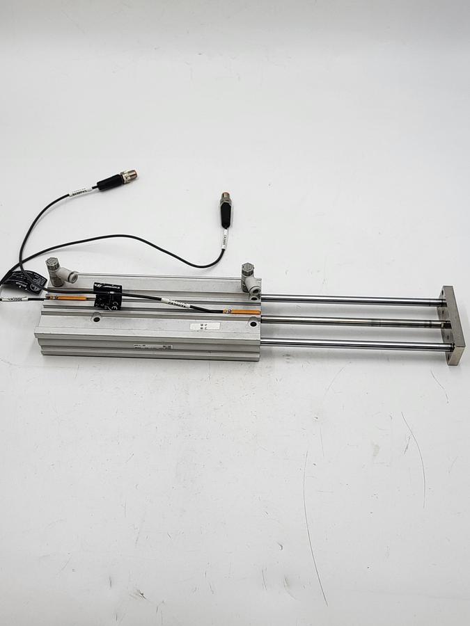 Used SMC MGPL12-125Z cyl, compact guide, ball brg