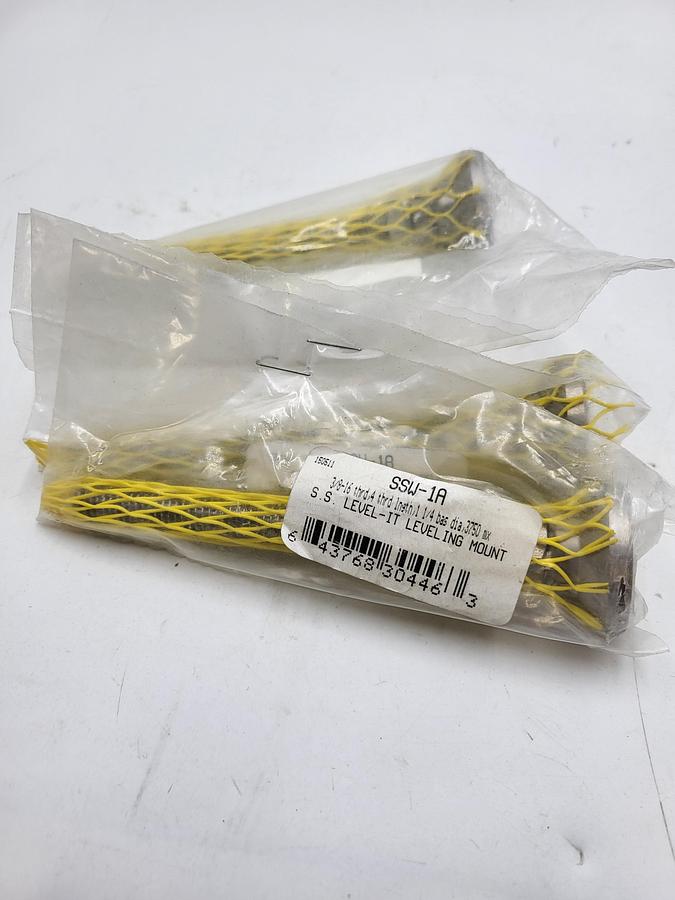 S & W MANUFACTURING STAINLESS STEELMale-End Leveling Mount: Swiveling Stud, 3/8"-16 Thread Size, 1.25 in **NEW IN BAG**