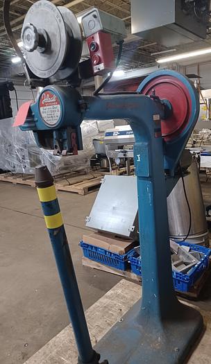 Used Ideal stitcher IB-2043