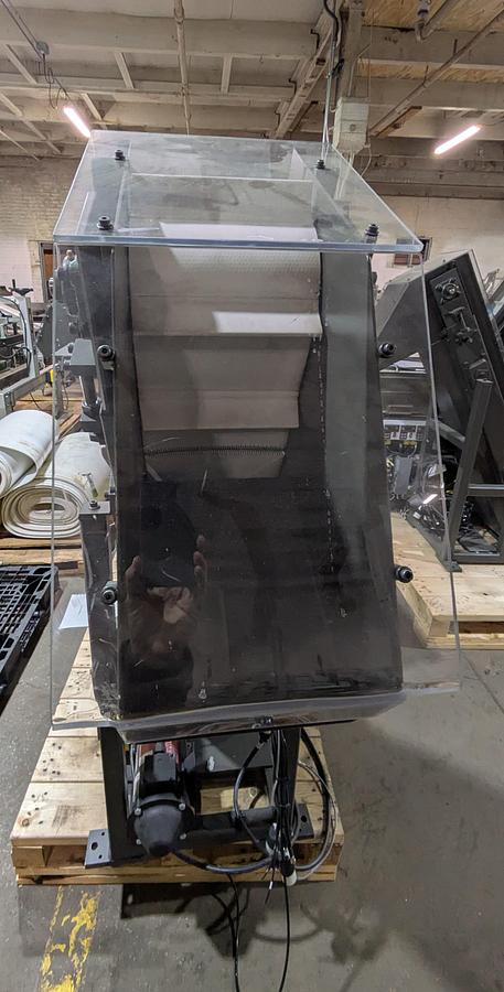 Used Stromag vibratory hopper feeder /elevator