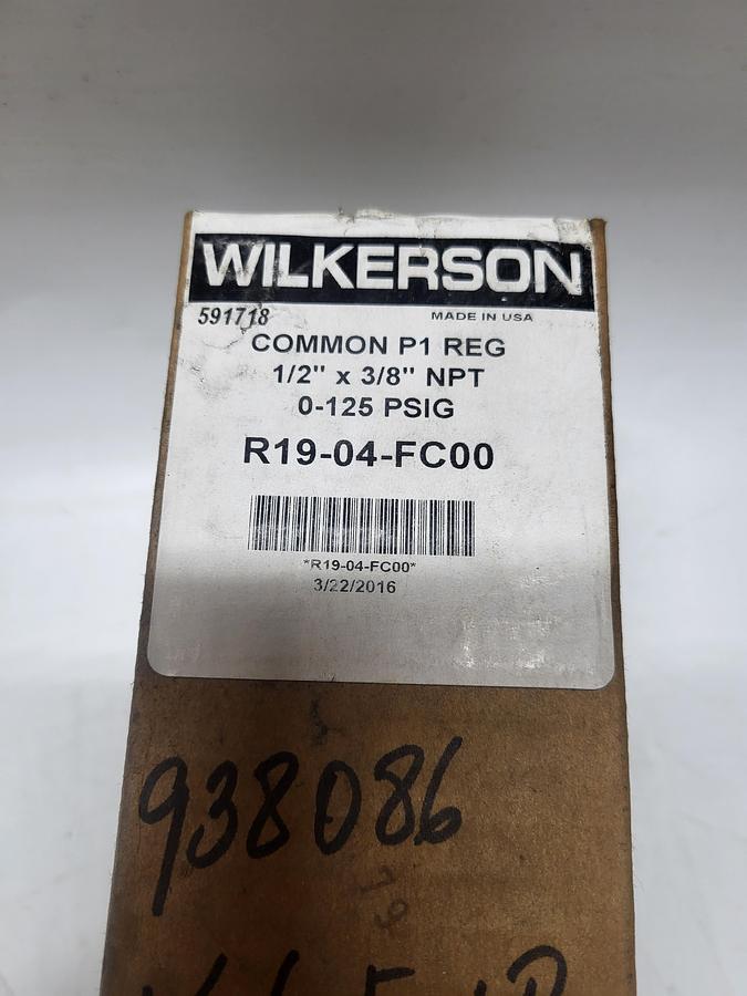 Wilkerson Common P1 Reg 1/2" X 3/8" NPT 0-125 PSIG R19-04-FC00