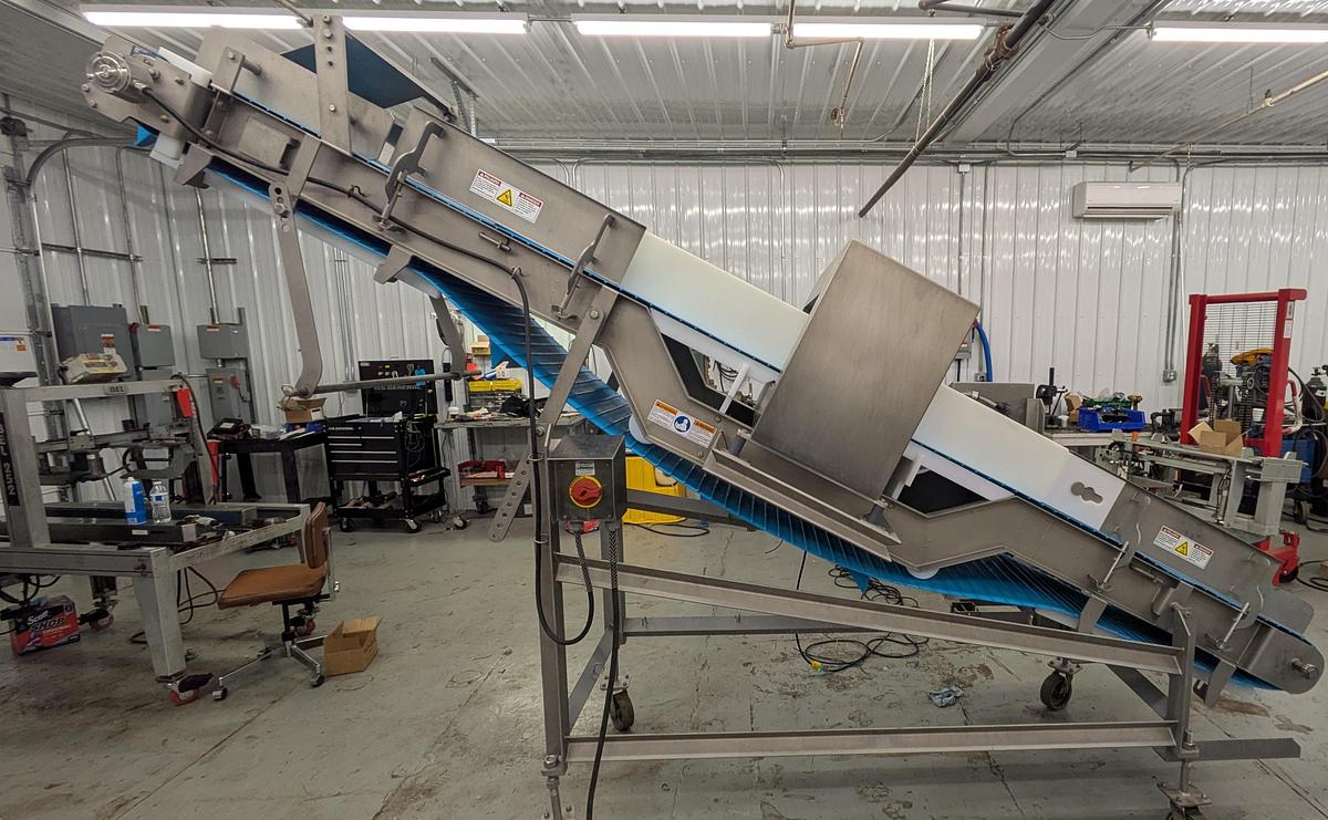 Used fortress Stealth metal detector with Weiler conveyor system