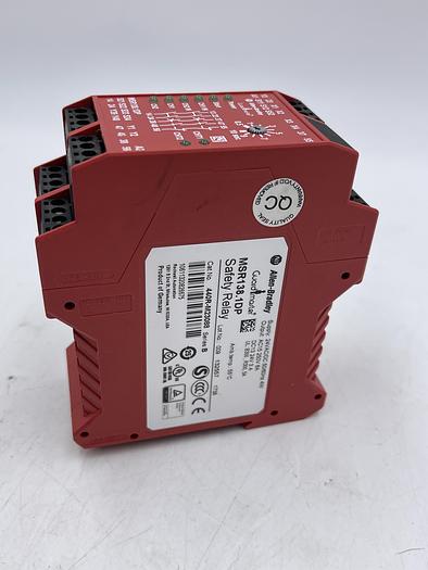 Used Allen-Bradley 440R-M23088 Ser B 