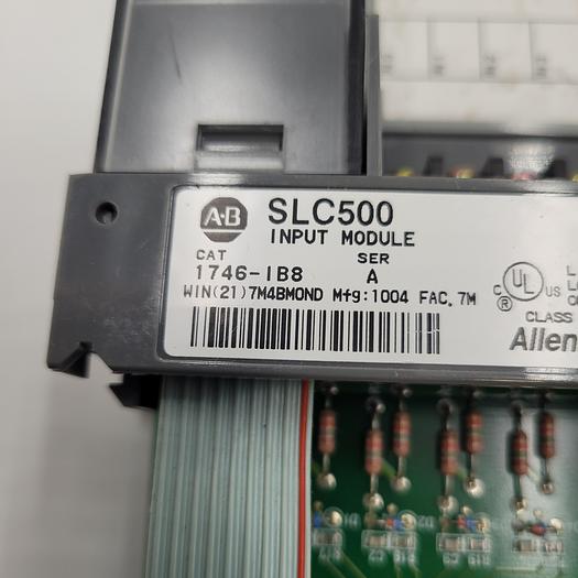 Used ALLEN BRADLEY SLC500 1746-IB8 SER A INPUT MODULE