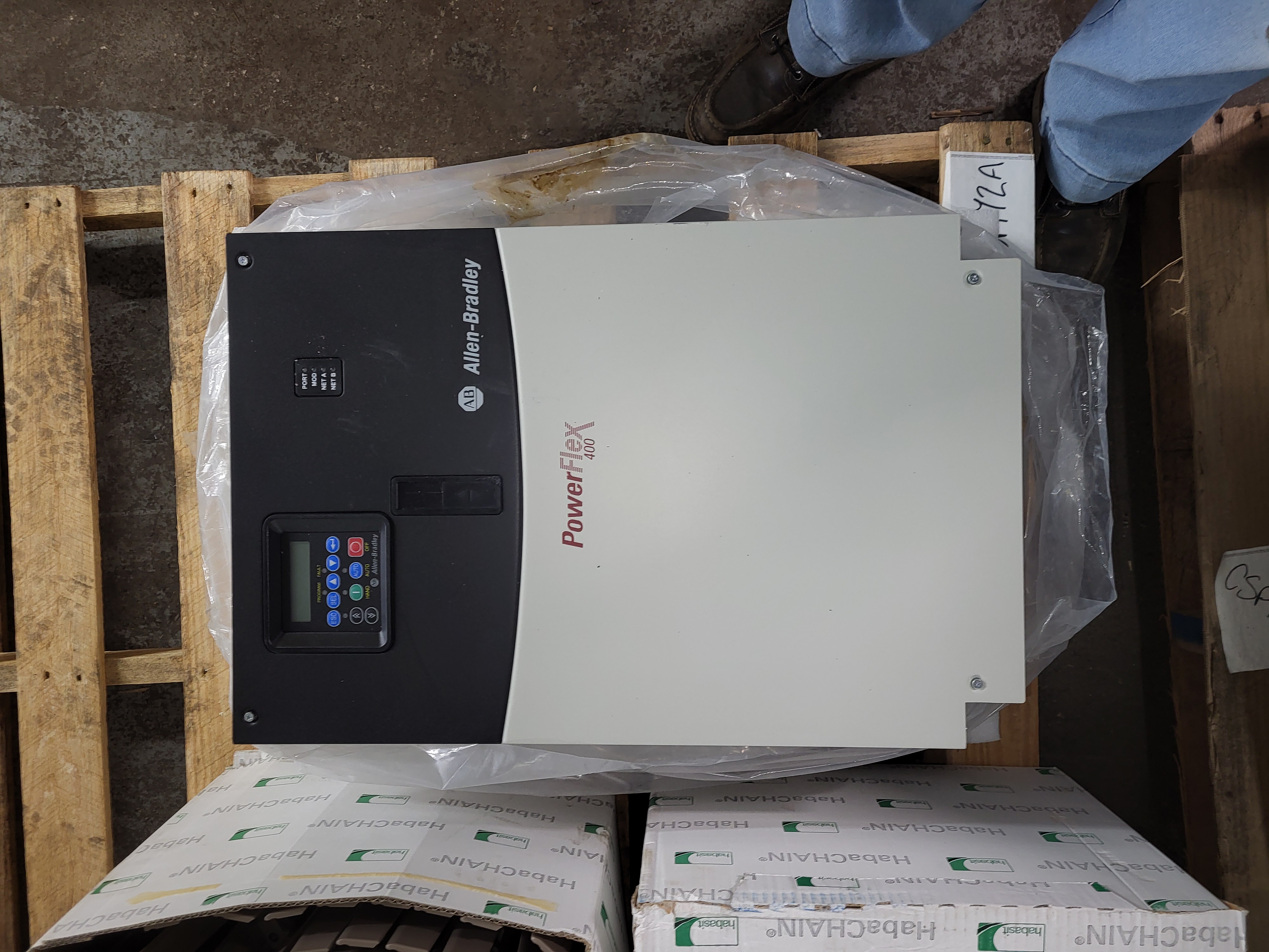 Allen-Bradley Powerflex 400 22C-D142A103 Ser.A NEW! not in box