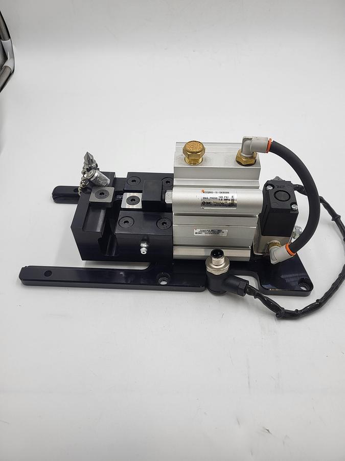 Used Tregaskiss cradle SMC Pneumatic Pusher NCDQ2B63-10-DAO00898 & SMC VT307-5G1-01N-F