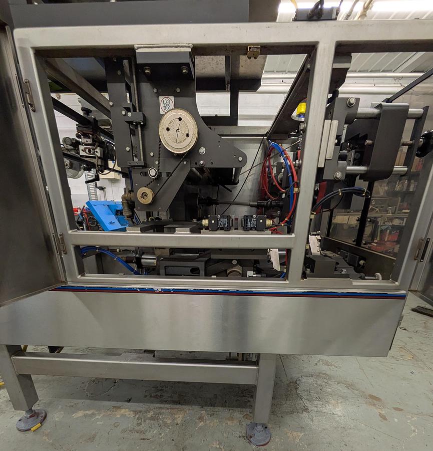 Used Hayssen 12-16HR form and fill bagger