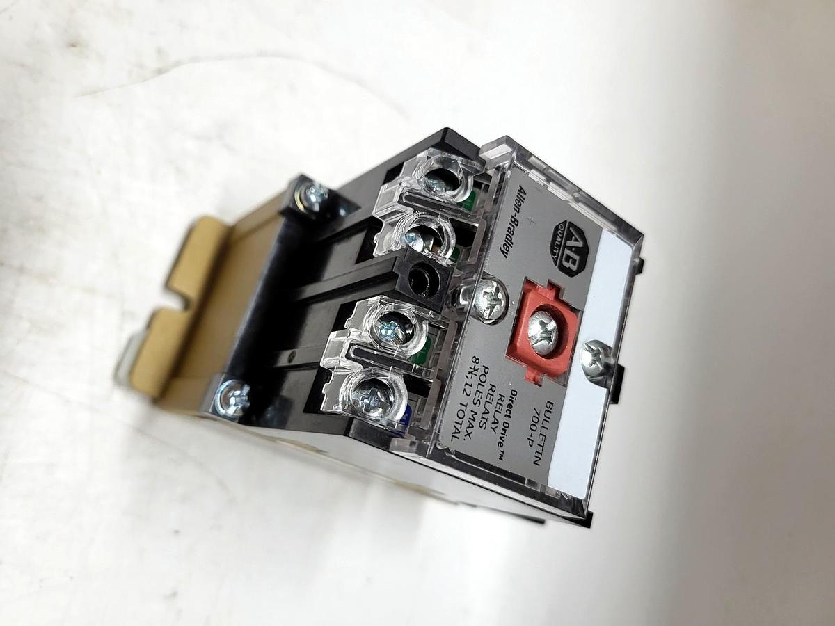Allen-Bradley 700-P000A1 detail