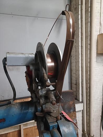 Used Ideal stitcher IB-2043