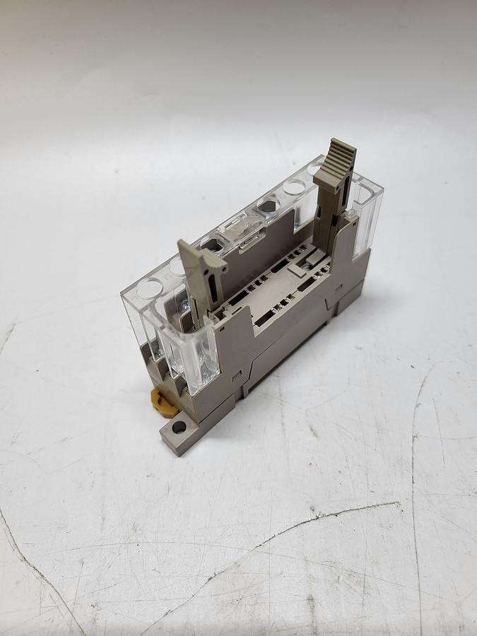 Omron P7SA-10F-ND DC24V