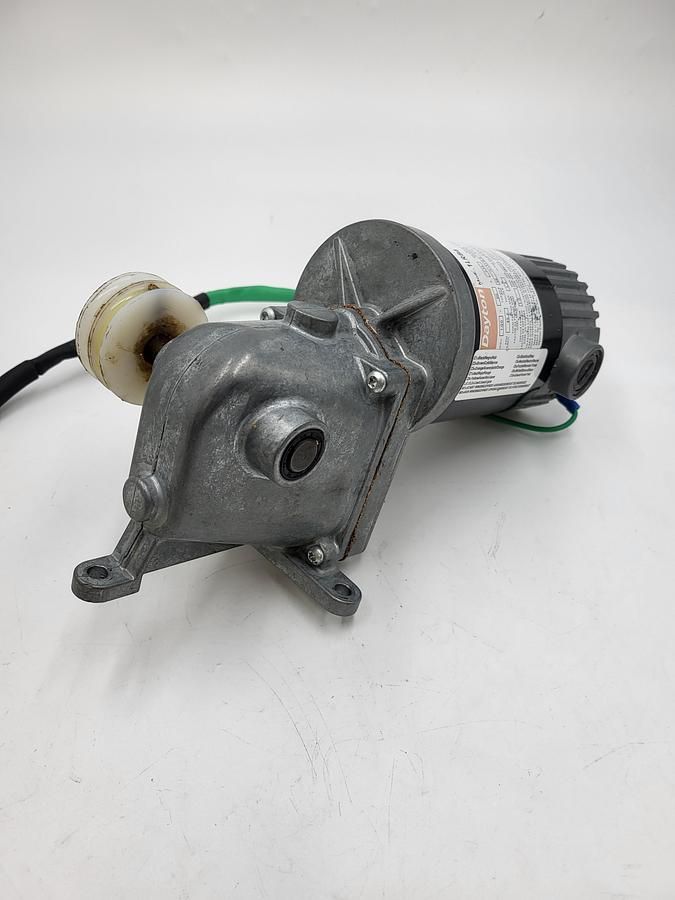 Used DAYTON, Right Angle, 90V DC, DC Gearmotor - 1LRB4