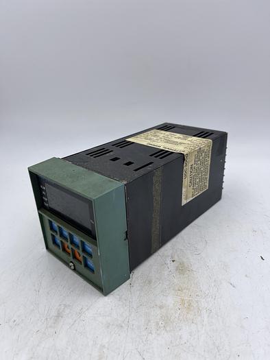 Used Honeywell DC3002-0-100-2-E-0111