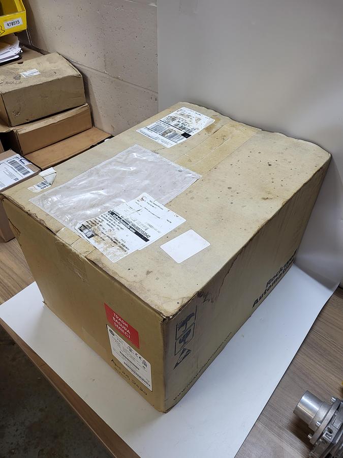 Allen-Bradley 22C-D038A103 Ser.B