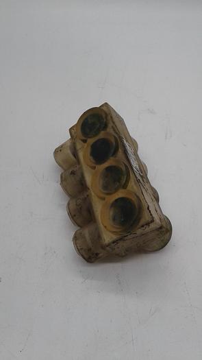 Used Burndy B1B8-600-4