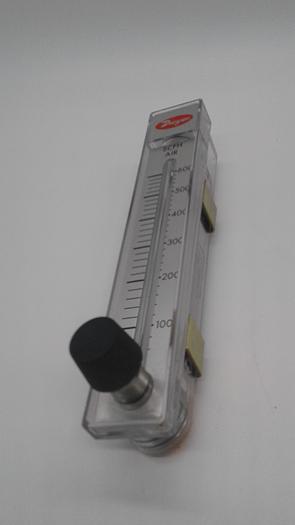 Used Dwyer SCFH AIR RMB-57-SSV