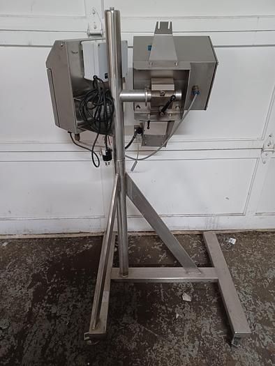 Used loma IQ2 3-7/8" wide x 1-1/2" tall aperature