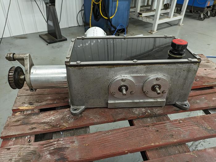 Used Hayssen 12-16 HR form and fill bagger includes DC motor and encoder