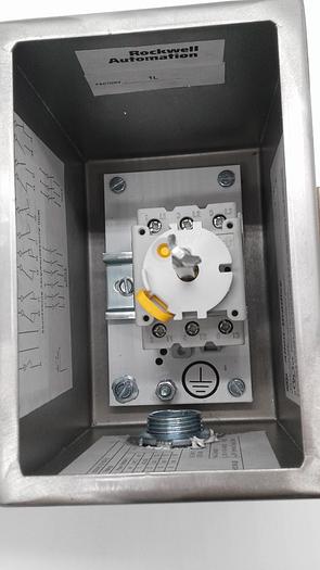 Used Allen-Bradley Enclosed Motor Disconnect Switch 194EE-CA32E