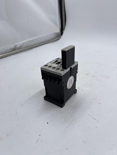 Used Siemens 3RT1016-1AF01, 3RT1916-1CD00