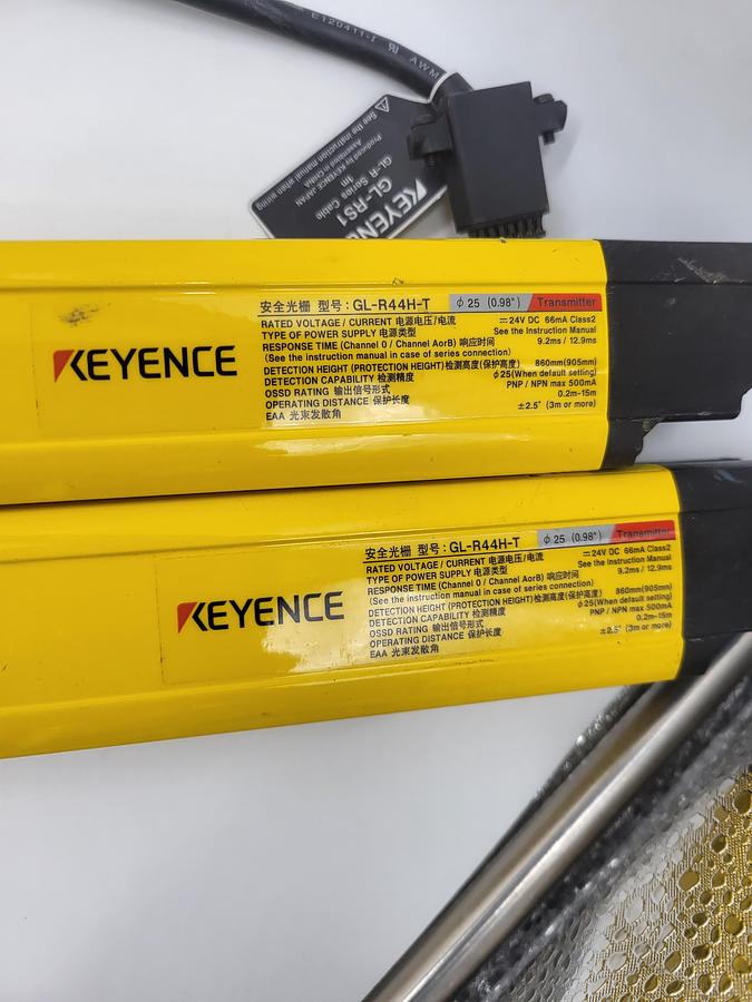 Used Keyence GL-R44H-T Safety Light Curtain Sensor, Hand-Protection, Transmitter