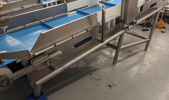 Used safeline metal detector, conveyor, intralox