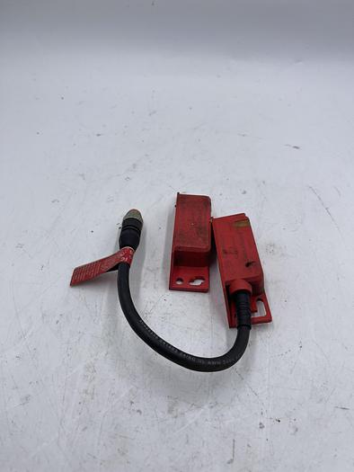 Used Allen-Bradley 440N-Z22SS2HN9 Ser A 