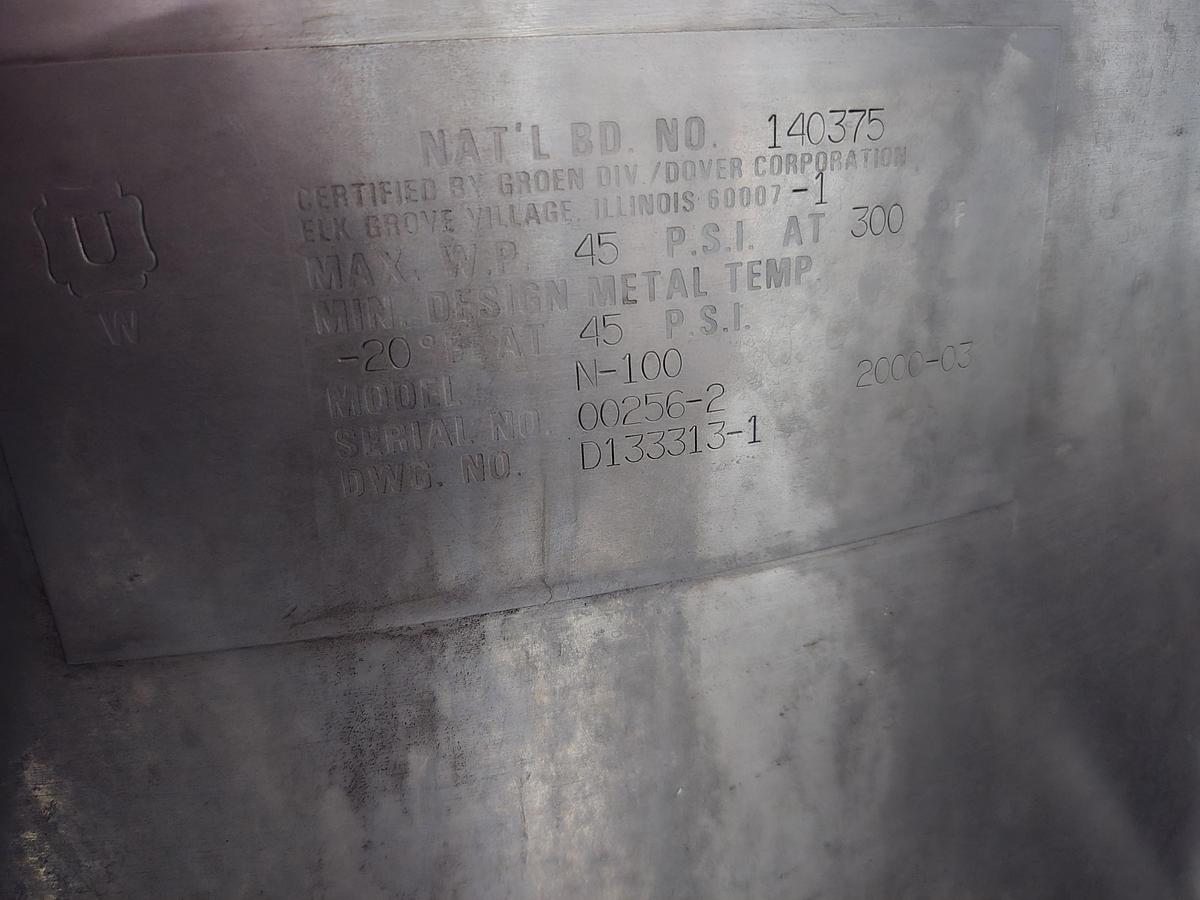 Used Groen N-100 Kettle with mixer