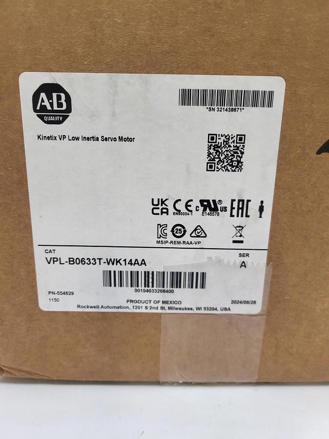 Allen Bradley VPL B0633T-WK14AA KINETIX VP LOW INERTIA SERVO MOTOR w/ brake *NEW packaging**