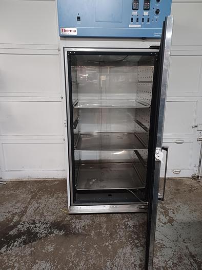 Used Thermo Scientific Forma  envormental chamber 3940 ( 2011)