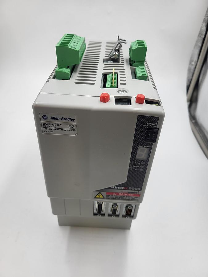 Allen-Bradley 2094-BC02-M02-S Ser C Kinetix 6000 servo drive 4714 *new in box*