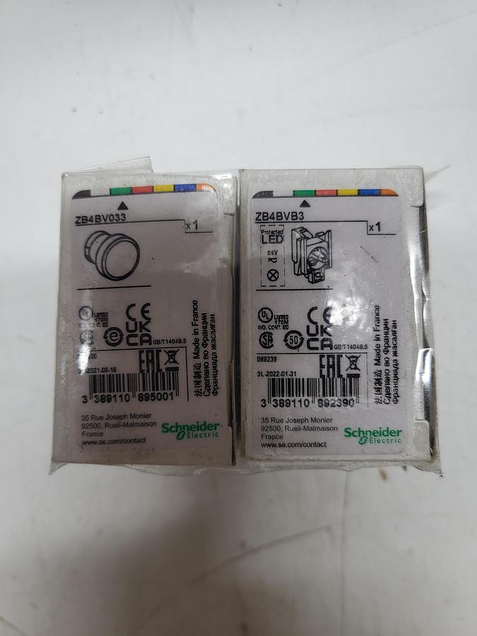 Schneider Electric ZB4BV033 ZB4BVB3 Green