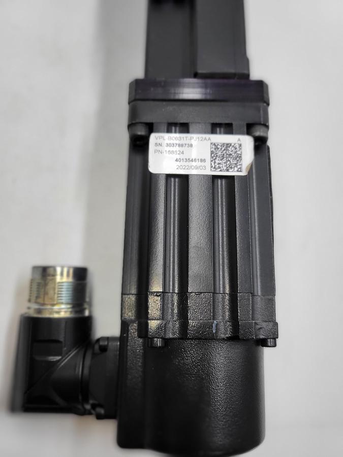 Used Allen Bradley VPL-B0631T-PJ12AA Inverter Duty AC servo motor 168624 & THK SKR33 DIRECT MOTOR MOUNT