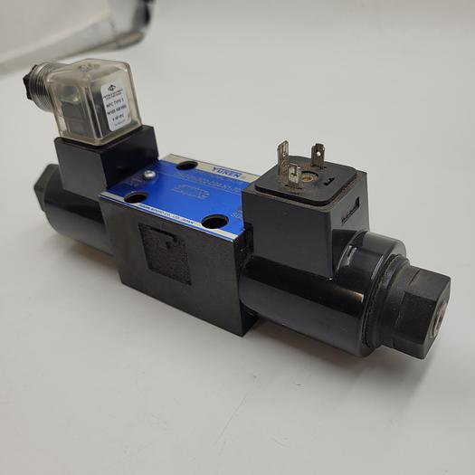 YUKEN SOLENOID DIRECTIONAL VALVE DSG-01-3C2-D24-N1-70