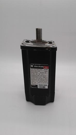 Used Allen-Bradley INVERTED DUTY SERVO MOTOR MLP B320P-SJ72AA SER A