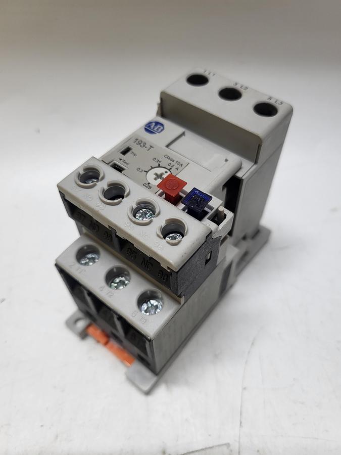 Used Allen-Bradley 193-T1APM Ser.A 193-T1AA40 Ser.A