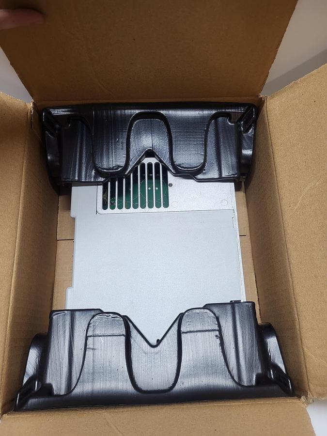 Allen-Bradley Kinetix 5500 12.5 AMP Servo Drive 2198-H016-ERS2 Ser.A