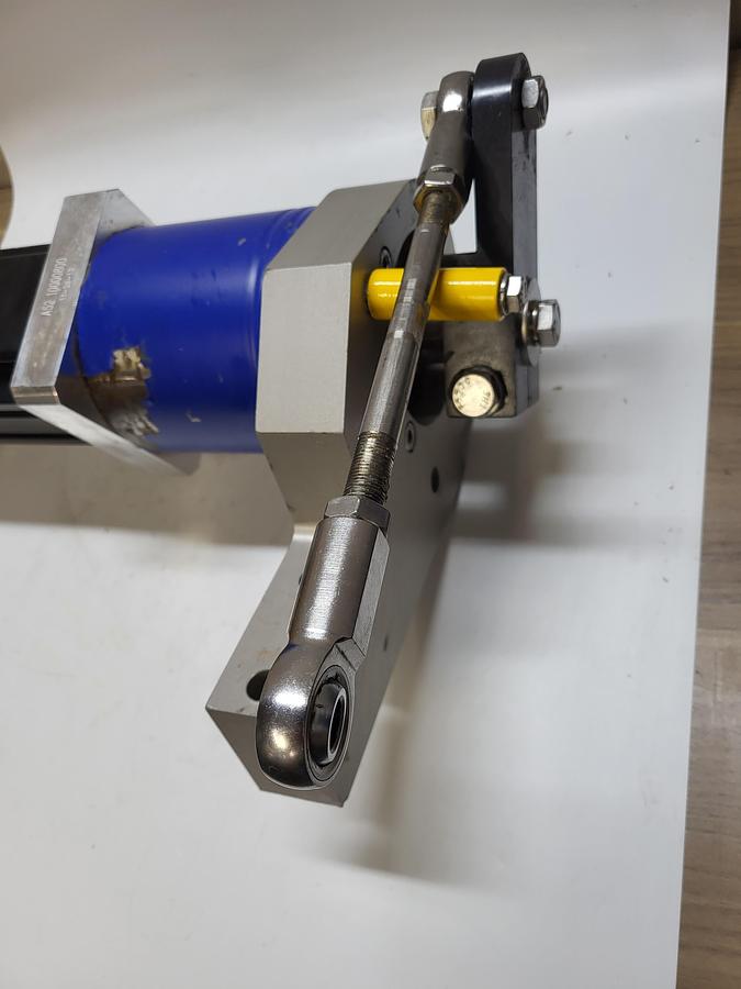 Used Allen Bradley MPL-B430P-MK74AA servo motor & Wittenstein LP 120S-MF2-25 Planetary Gear Reducer w/ arm & mounting plate