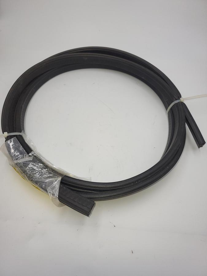 Used Oil-Resistant Rubber 7/16" Wide Top Bulb Buna-N foam -40° F to 212° F metal core Detergent, Grease, Oil, Salt, Steam, Water / 12335a51
