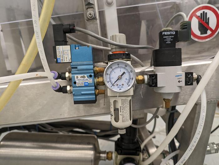 Used Fortress Stealth metal detector, Satinless steel conveyor ( food grade)